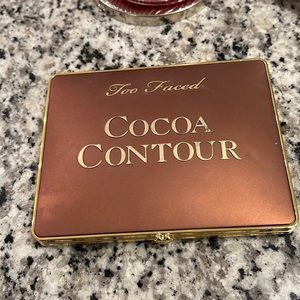*3/$30* ❤️ Too Faced Coco contour, face palette. Pre owned